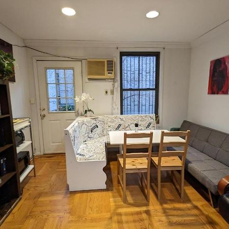 Fawlty Towers In Williamsburg Appartement New York Buitenkant foto